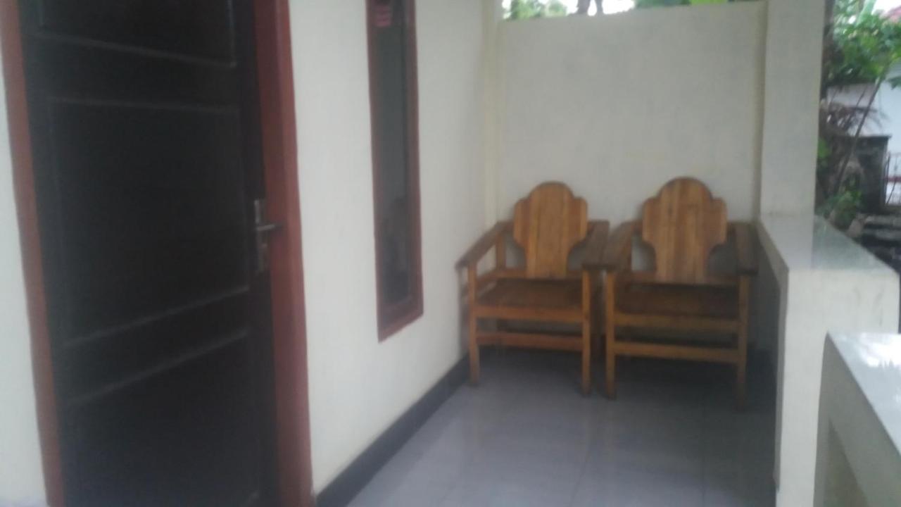 Pedek Homestay Praya Exterior photo